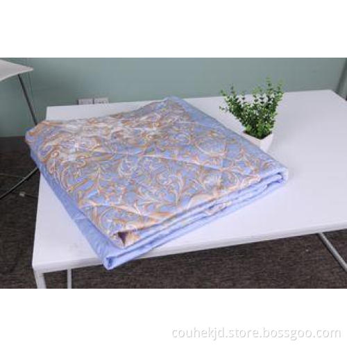 Contemporary Soft Health Comforter Summer Duvet Inset in Su